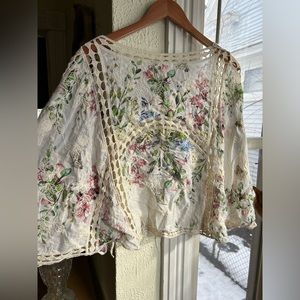 Anthropologie cropped floral kimono